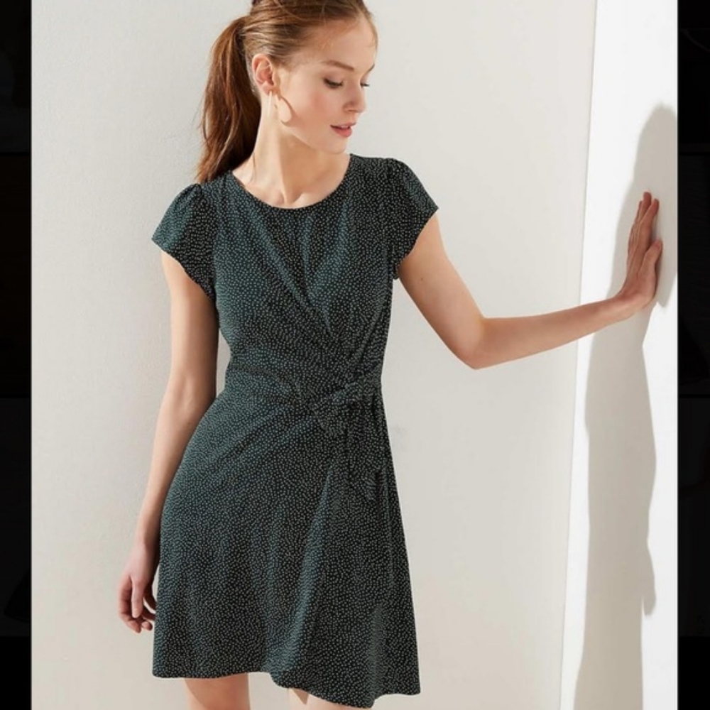 LOFT Dotted Wrap Skirt Flutter Dress 0 Petite